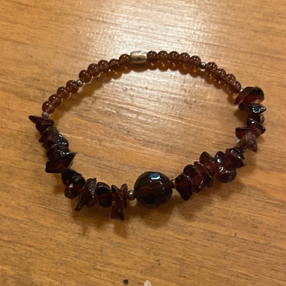 Jewelry - Garnet Stone Beaded Bracelet